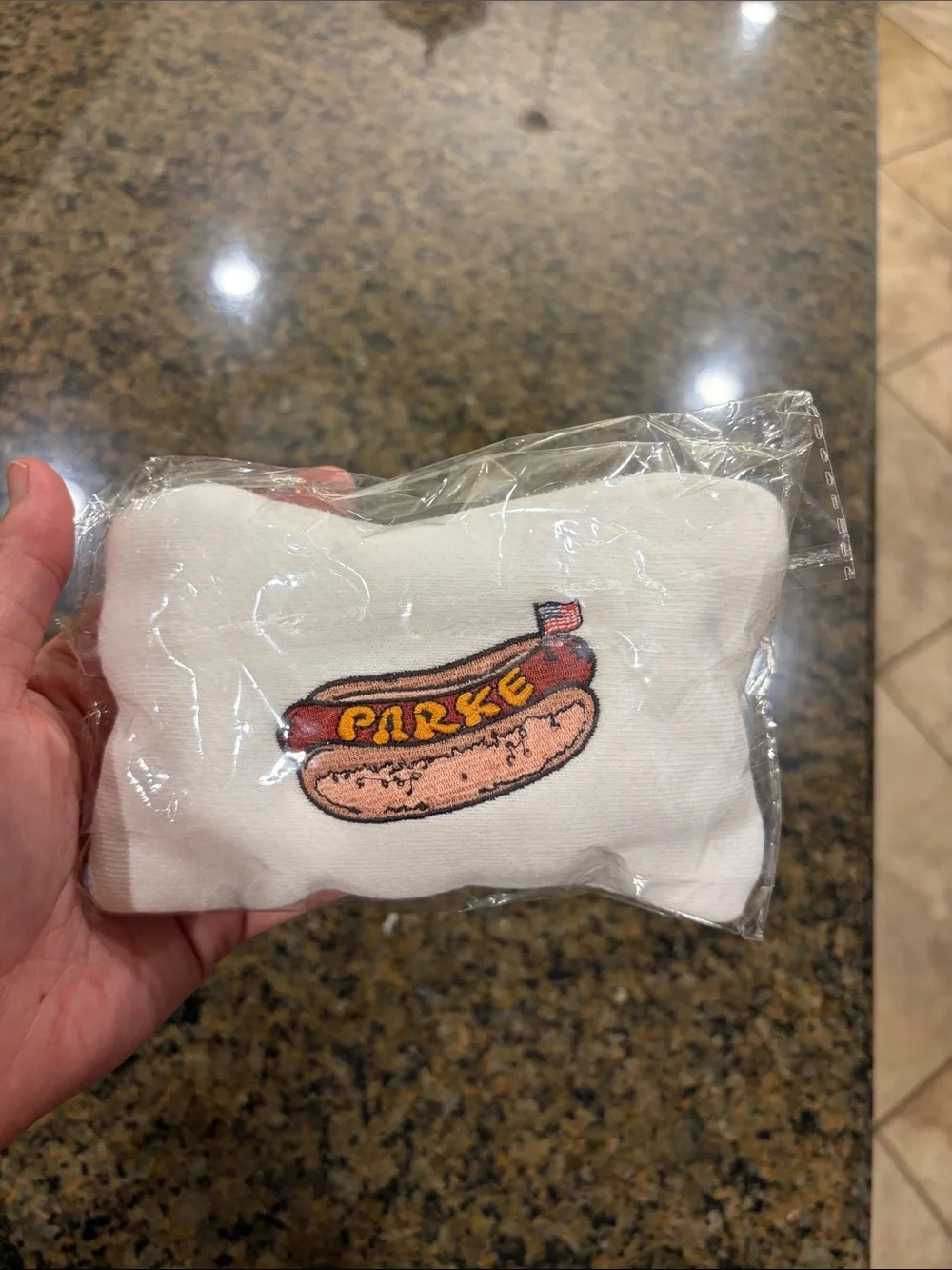 PARKE hotdog claw clip & pouch